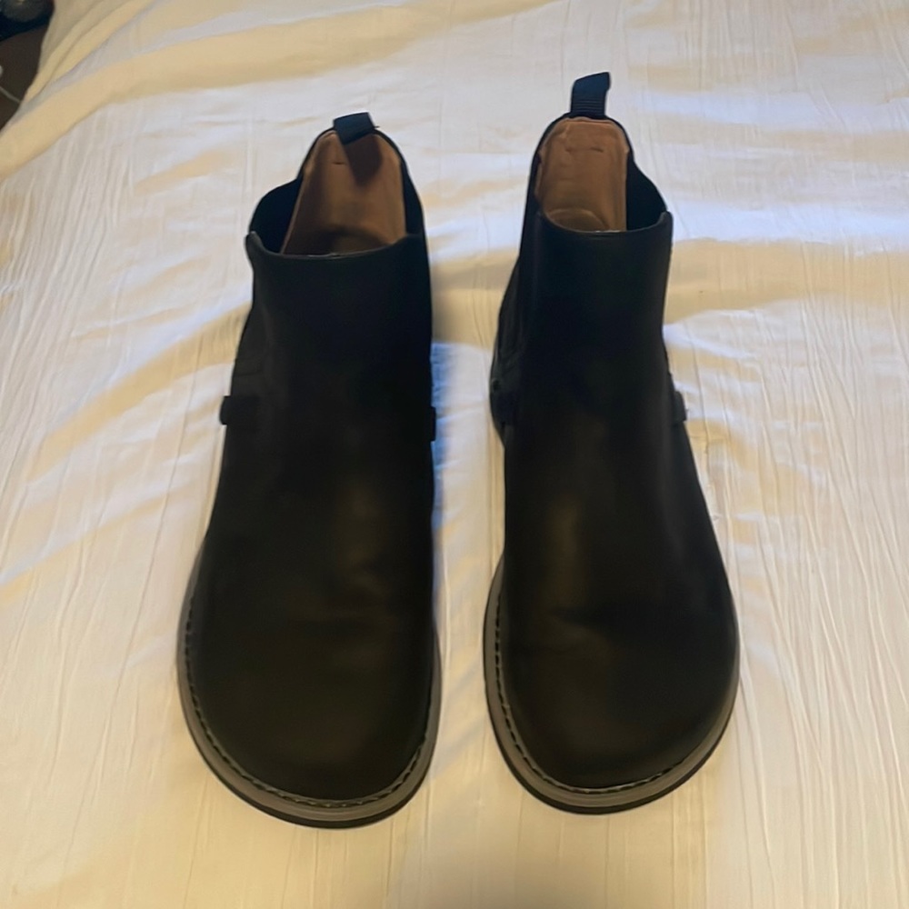 Xero shoes minimalist Chelsea boot